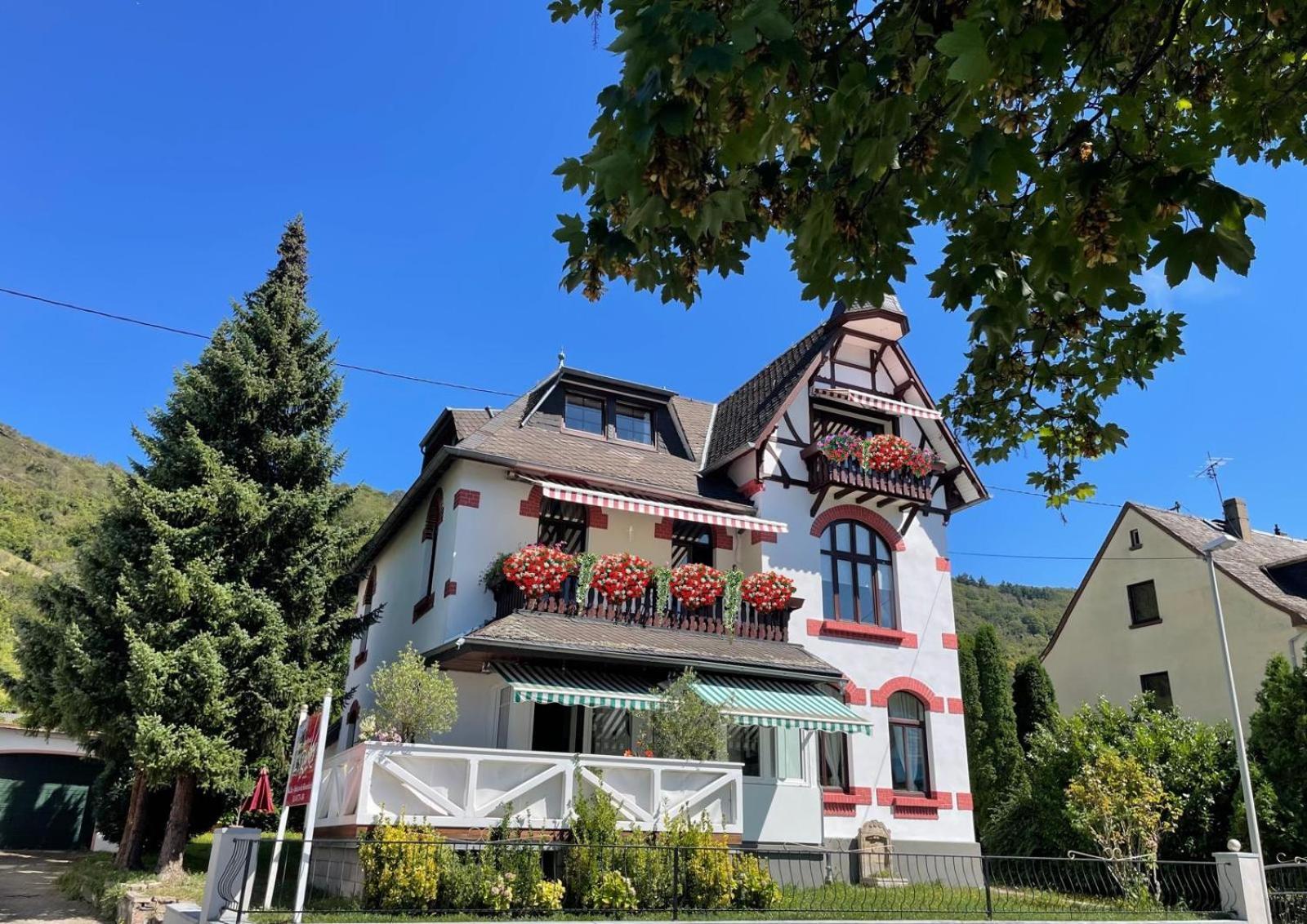Villa Christina Kamp-Bornhofen Exterior photo